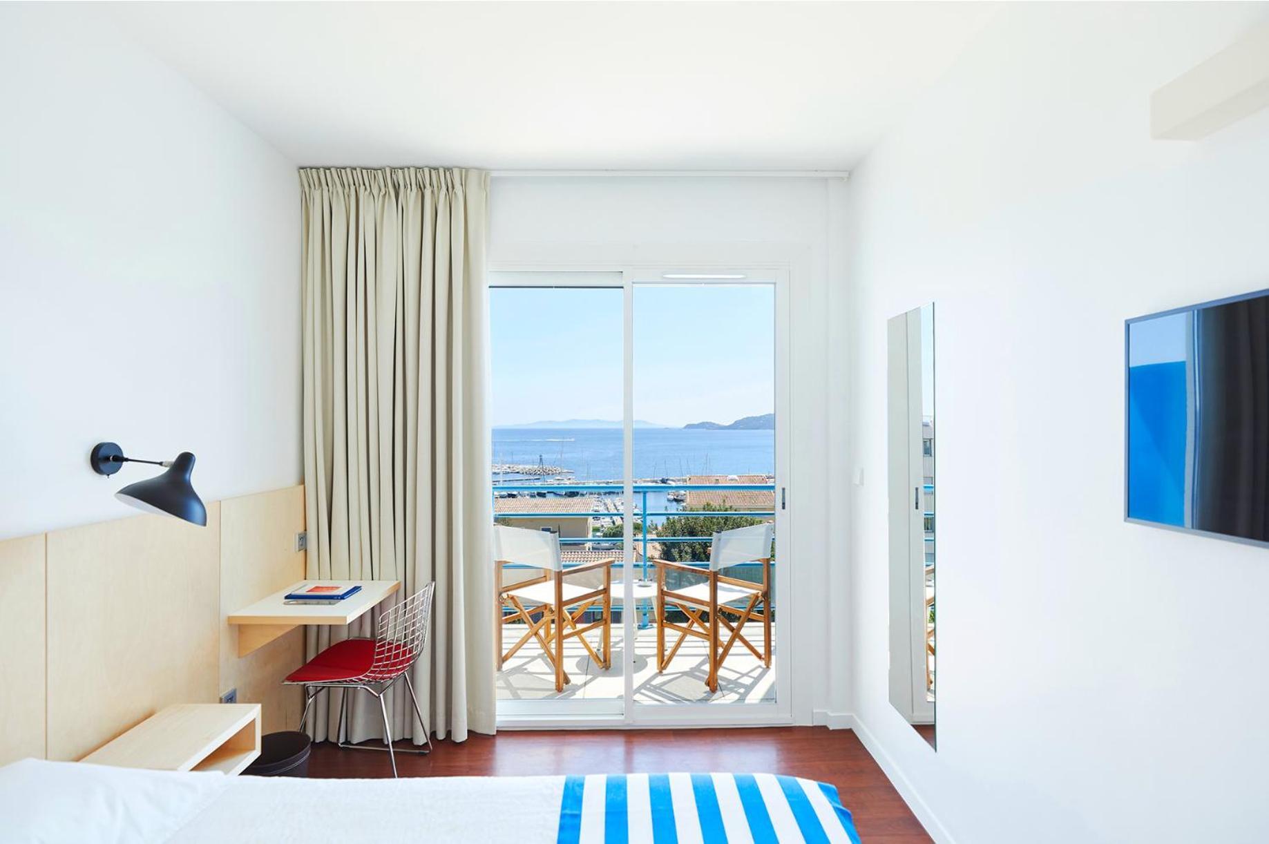 Hotel California Le Lavandou Exterior foto