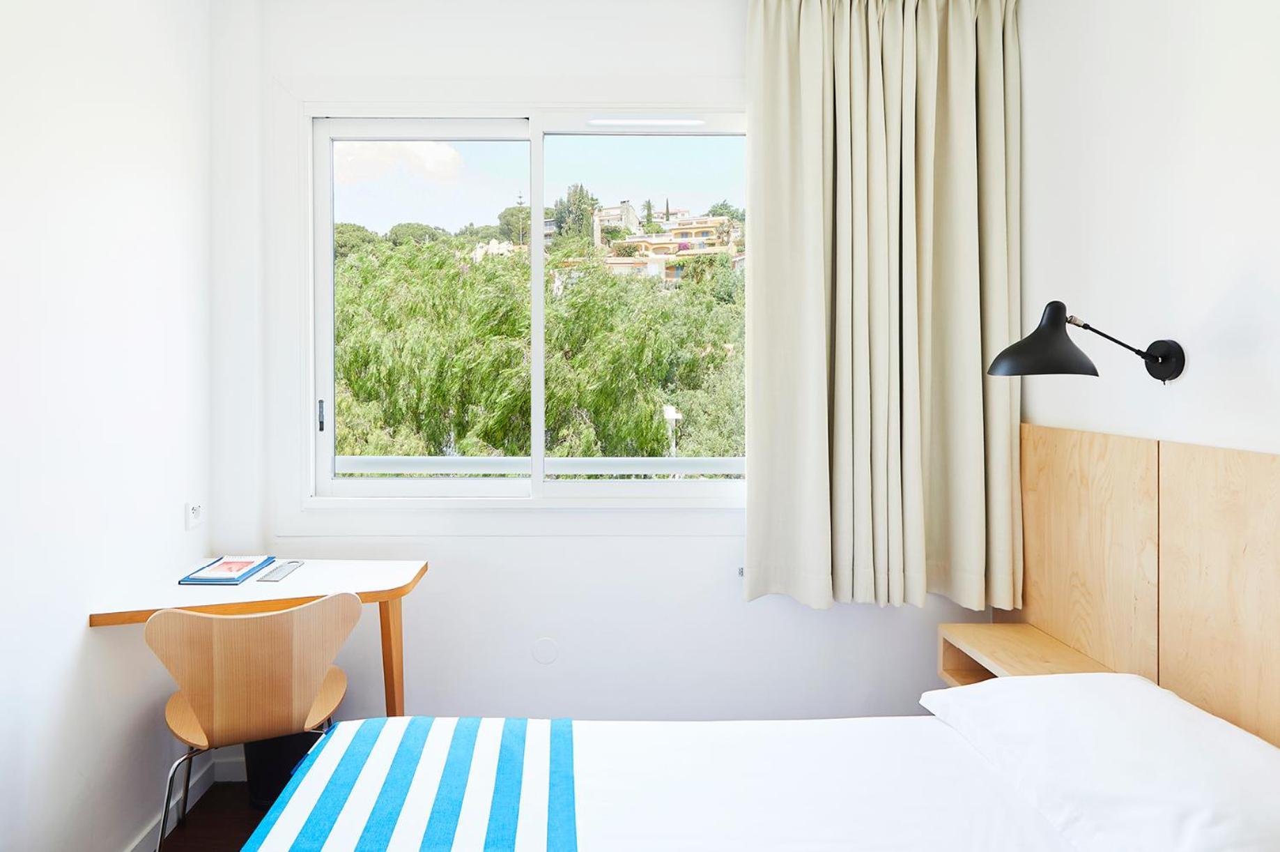 Hotel California Le Lavandou Exterior foto