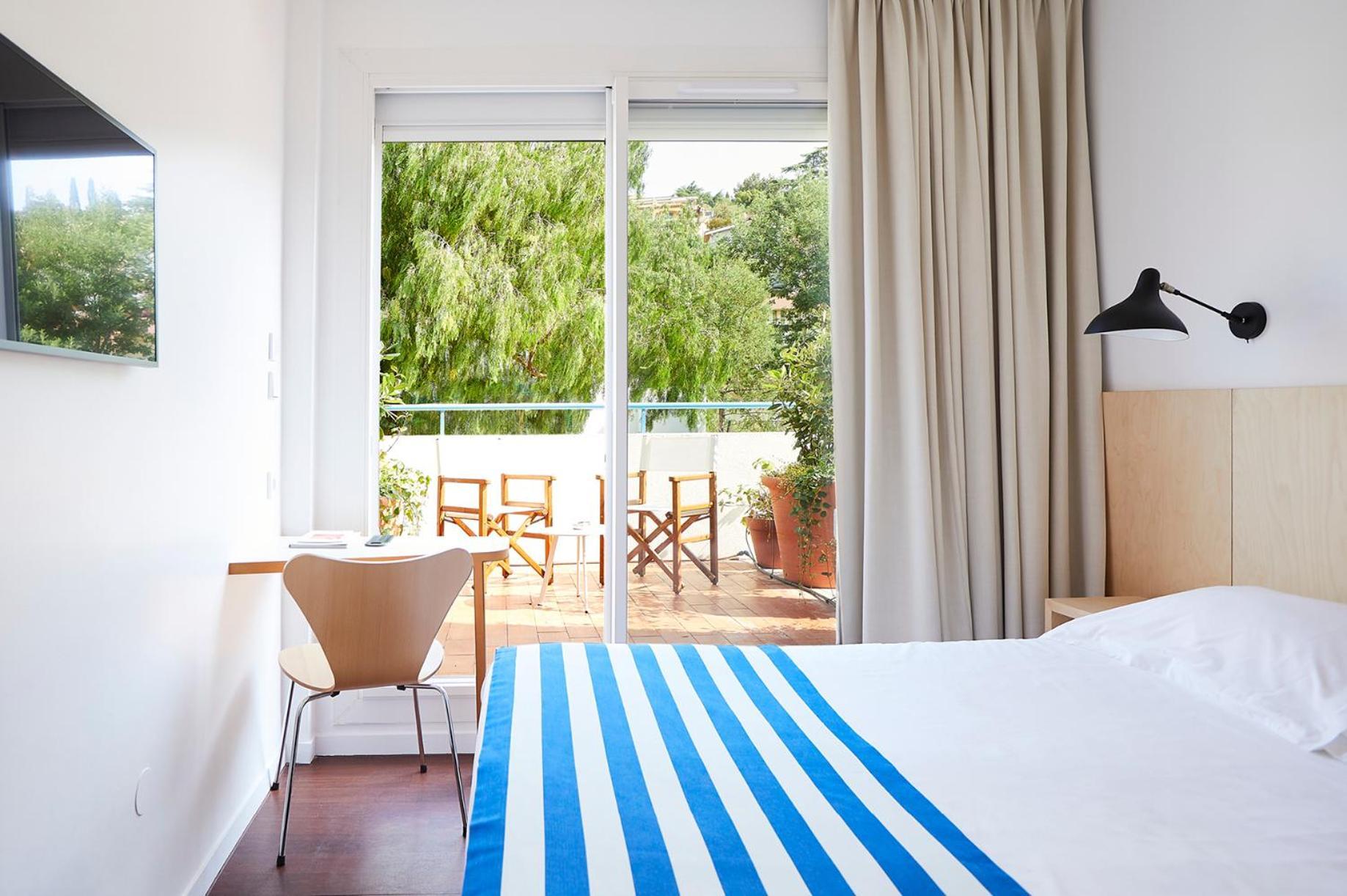 Hotel California Le Lavandou Exterior foto